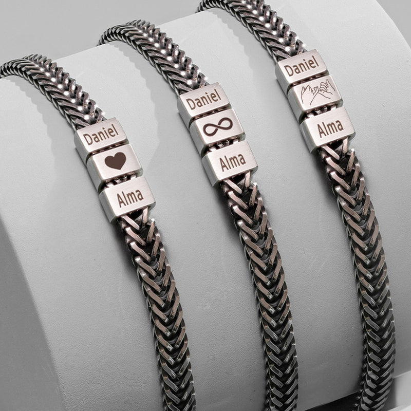 Forever Yours: Men's Engraved Bracelet - Silver