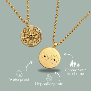 Two-homes Engraved Necklace - Gold